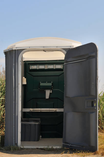 Best Portable bathroom rental  in Dumbarton, VA